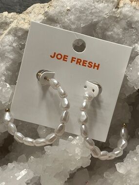 💎 3/$15 E31 NWT JOE FRESH Pearl Look Hoop Fashion Earrings MSRP $12